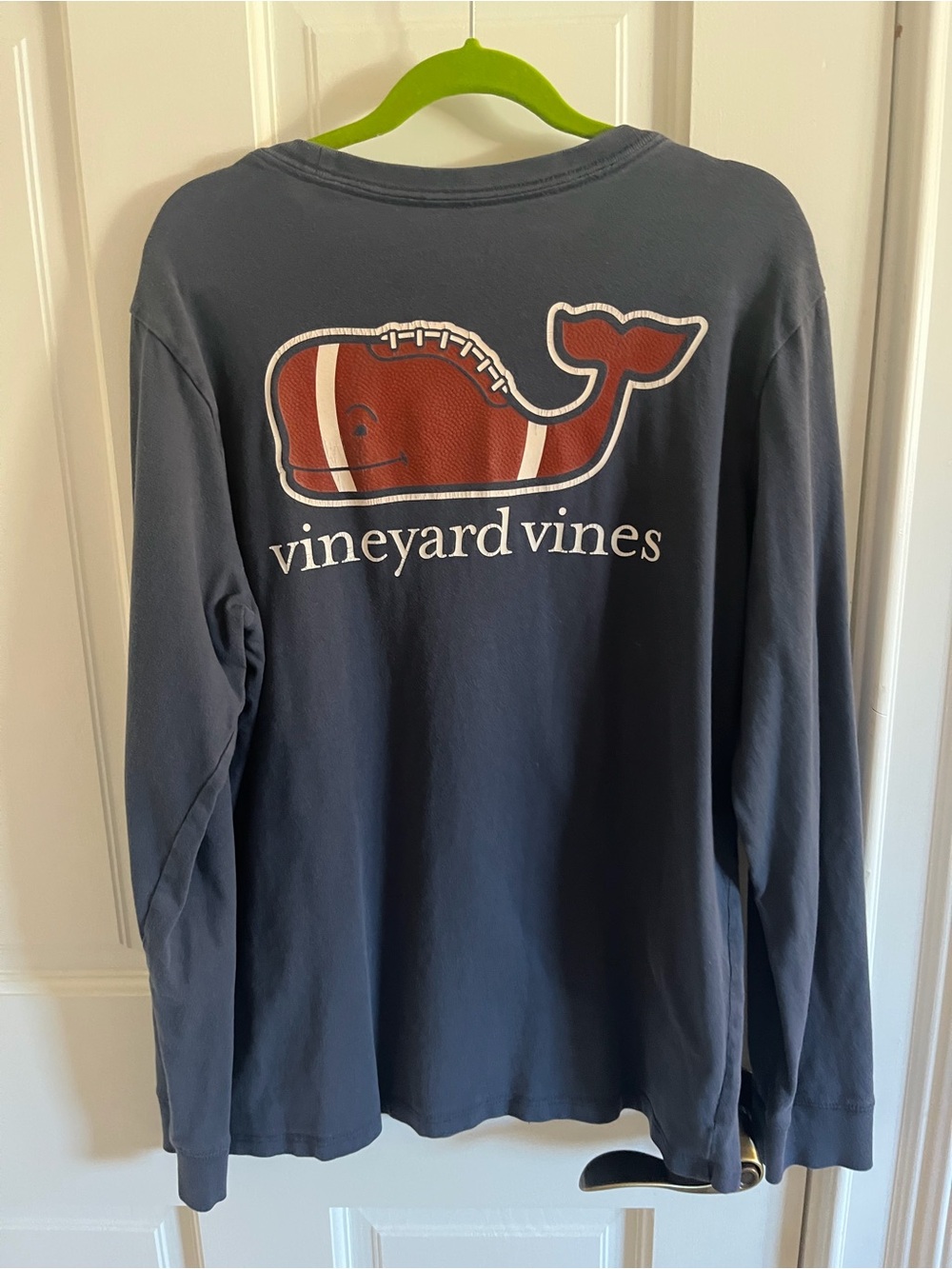 Vineyard Vines Boys Football Whale Long Sleeve Pocket Tee Size M 12-14